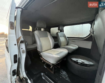 Белый Рено Трафик, объемом двигателя 1.87 л и пробегом 323 тыс. км за 5999 $, фото 7 на Automoto.ua