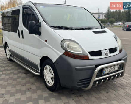 Белый Рено Трафик, объемом двигателя 1.87 л и пробегом 327 тыс. км за 7800 $, фото 5 на Automoto.ua