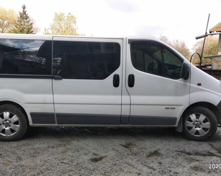 Белый Рено Трафик, объемом двигателя 1.9 л и пробегом 330 тыс. км за 7500 $, фото 1 на Automoto.ua