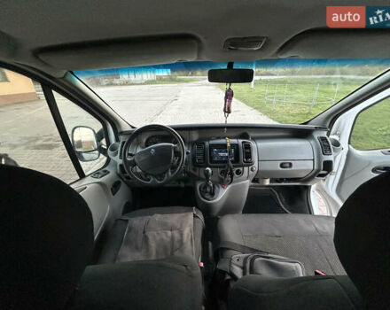 Рено Трафик 2006 в Тернополе на Automoto.ua Белый Рено Трафик, объемом двигателя 1.9 л и пробегом 390 тыс. км за 7000 $, фото 8 на Automoto.ua