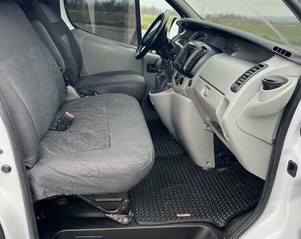 Білий Рено Трафік, об'ємом двигуна 1.9 л та пробігом 361 тис. км за 7999 $, фото 9 на Automoto.ua