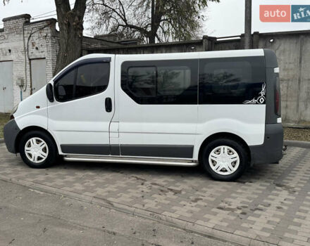 Белый Рено Трафик, объемом двигателя 1.87 л и пробегом 327 тыс. км за 7800 $, фото 9 на Automoto.ua