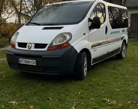 Білий Рено Трафік, об'ємом двигуна 1.9 л та пробігом 285 тис. км за 7500 $, фото 3 на Automoto.ua