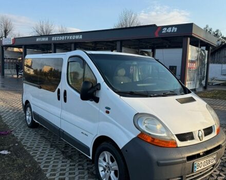 Белый Рено Трафик, объемом двигателя 1.9 л и пробегом 393 тыс. км за 8200 $, фото 2 на Automoto.ua