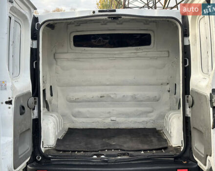 Белый Рено Трафик, объемом двигателя 1.87 л и пробегом 581 тыс. км за 7500 $, фото 11 на Automoto.ua