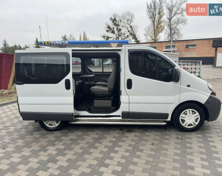 Белый Рено Трафик, объемом двигателя 1.87 л и пробегом 327 тыс. км за 7800 $, фото 16 на Automoto.ua