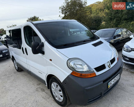 Білий Рено Трафік, об'ємом двигуна 1.9 л та пробігом 217 тис. км за 7999 $, фото 1 на Automoto.ua