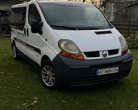 Білий Рено Трафік, об'ємом двигуна 1.9 л та пробігом 285 тис. км за 7500 $, фото 1 на Automoto.ua
