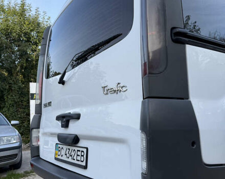 Белый Рено Трафик, объемом двигателя 1.9 л и пробегом 217 тыс. км за 7999 $, фото 15 на Automoto.ua