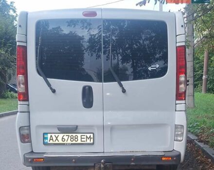Білий Рено Трафік, об'ємом двигуна 2 л та пробігом 485 тис. км за 7500 $, фото 4 на Automoto.ua
