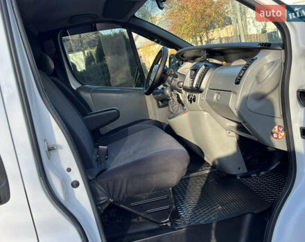 Белый Рено Трафик, объемом двигателя 2 л и пробегом 470 тыс. км за 8650 $, фото 29 на Automoto.ua