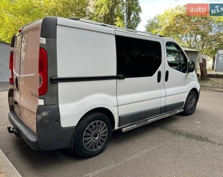 Білий Рено Трафік, об'ємом двигуна 2 л та пробігом 318 тис. км за 7400 $, фото 6 на Automoto.ua