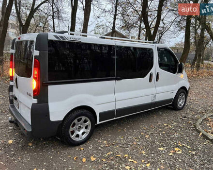 Белый Рено Трафик, объемом двигателя 2 л и пробегом 400 тыс. км за 9200 $, фото 12 на Automoto.ua
