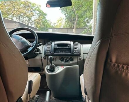 Білий Рено Трафік, об'ємом двигуна 2 л та пробігом 318 тис. км за 7400 $, фото 10 на Automoto.ua