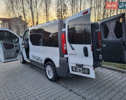 Белый Рено Трафик, объемом двигателя 2 л и пробегом 261 тыс. км за 8999 $, фото 42 на Automoto.ua
