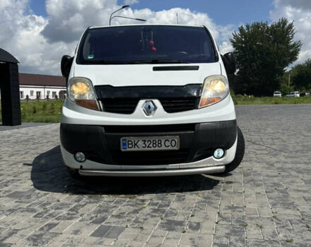 Белый Рено Трафик, объемом двигателя 2 л и пробегом 450 тыс. км за 7700 $, фото 15 на Automoto.ua