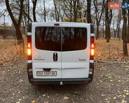 Белый Рено Трафик, объемом двигателя 2 л и пробегом 400 тыс. км за 9200 $, фото 4 на Automoto.ua