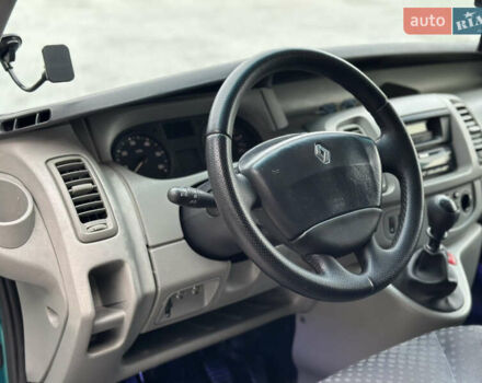 Рено Трафик 2007 в Черновцах на Automoto.ua Белый Рено Трафик, объемом двигателя 2 л и пробегом 400 тыс. км за 8000 $, фото 13 на Automoto.ua
