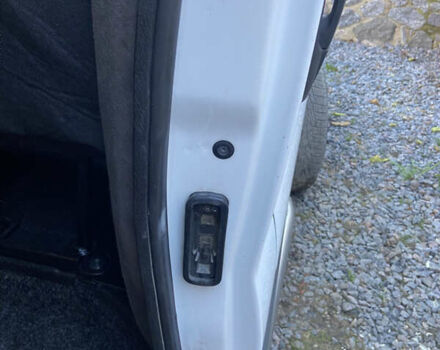 Білий Рено Трафік, об'ємом двигуна 2 л та пробігом 326 тис. км за 6850 $, фото 15 на Automoto.ua