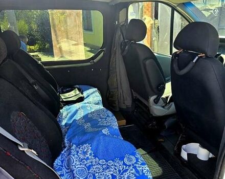 Белый Рено Трафик, объемом двигателя 2 л и пробегом 330 тыс. км за 7000 $, фото 4 на Automoto.ua