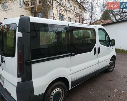 Белый Рено Трафик, объемом двигателя 1.9 л и пробегом 268 тыс. км за 6000 $, фото 10 на Automoto.ua