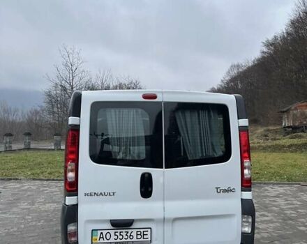 Білий Рено Трафік, об'ємом двигуна 2 л та пробігом 308 тис. км за 9500 $, фото 1 на Automoto.ua