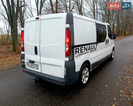 Білий Рено Трафік, об'ємом двигуна 2 л та пробігом 380 тис. км за 8800 $, фото 5 на Automoto.ua