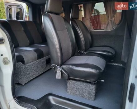 Белый Рено Трафик, объемом двигателя 2 л и пробегом 261 тыс. км за 8999 $, фото 76 на Automoto.ua