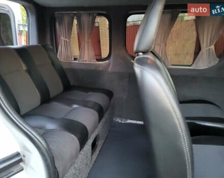 Белый Рено Трафик, объемом двигателя 2 л и пробегом 261 тыс. км за 8999 $, фото 68 на Automoto.ua