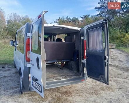 Білий Рено Трафік, об'ємом двигуна 2 л та пробігом 250 тис. км за 7500 $, фото 5 на Automoto.ua