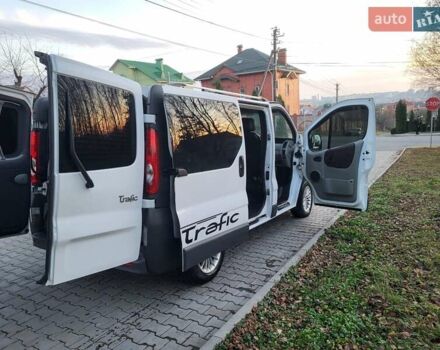 Белый Рено Трафик, объемом двигателя 2 л и пробегом 261 тыс. км за 8999 $, фото 39 на Automoto.ua