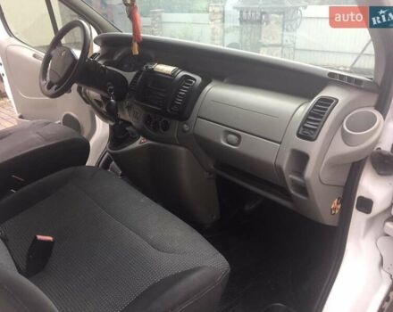 Белый Рено Трафик, объемом двигателя 2 л и пробегом 323 тыс. км за 8000 $, фото 9 на Automoto.ua