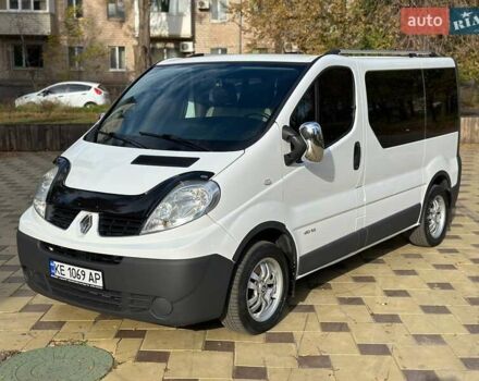 Белый Рено Трафик, объемом двигателя 2 л и пробегом 250 тыс. км за 8700 $, фото 1 на Automoto.ua