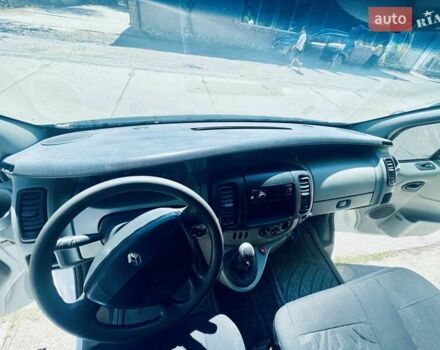 Білий Рено Трафік, об'ємом двигуна 2 л та пробігом 350 тис. км за 8000 $, фото 9 на Automoto.ua