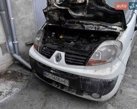 Белый Рено Трафик, объемом двигателя 2 л и пробегом 250 тыс. км за 5500 $, фото 7 на Automoto.ua
