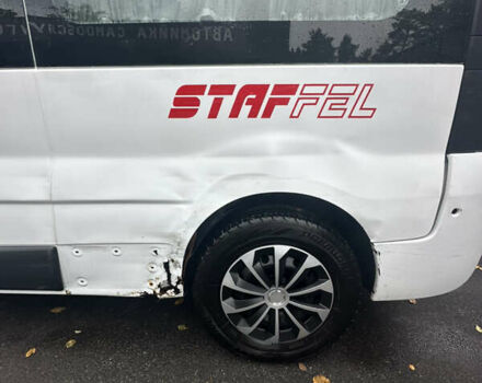 Белый Рено Трафик, объемом двигателя 2 л и пробегом 410 тыс. км за 8800 $, фото 7 на Automoto.ua