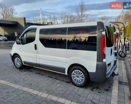 Рено Трафик 2007 в Надворной на Automoto.ua Белый Рено Трафик, объемом двигателя 2 л и пробегом 257 тыс. км за 8200 $, фото 2 на Automoto.ua