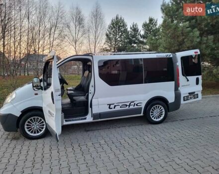 Белый Рено Трафик, объемом двигателя 2 л и пробегом 261 тыс. км за 8999 $, фото 46 на Automoto.ua