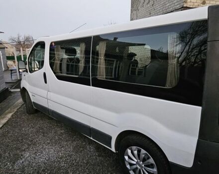 Белый Рено Трафик, объемом двигателя 2 л и пробегом 230 тыс. км за 8800 $, фото 1 на Automoto.ua