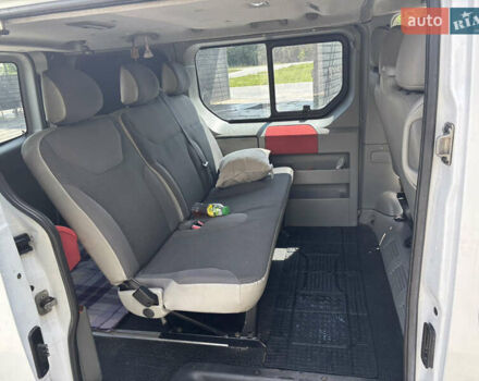 Белый Рено Трафик, объемом двигателя 2 л и пробегом 450 тыс. км за 7700 $, фото 9 на Automoto.ua