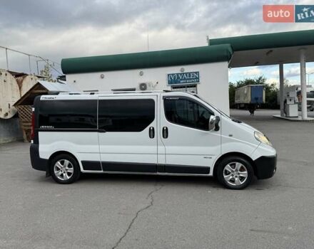 Білий Рено Трафік, об'ємом двигуна 2 л та пробігом 332 тис. км за 9199 $, фото 8 на Automoto.ua