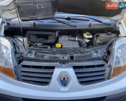 Білий Рено Трафік, об'ємом двигуна 2 л та пробігом 326 тис. км за 6850 $, фото 24 на Automoto.ua