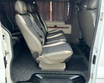 Белый Рено Трафик, объемом двигателя 2 л и пробегом 250 тыс. км за 8700 $, фото 40 на Automoto.ua