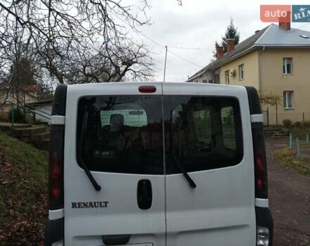Белый Рено Трафик, объемом двигателя 1.9 л и пробегом 268 тыс. км за 6000 $, фото 8 на Automoto.ua