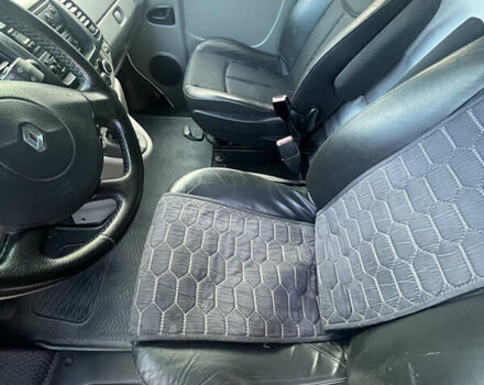 Білий Рено Трафік, об'ємом двигуна 2.46 л та пробігом 347 тис. км за 9000 $, фото 9 на Automoto.ua