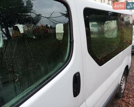 Белый Рено Трафик, объемом двигателя 1.9 л и пробегом 268 тыс. км за 6000 $, фото 5 на Automoto.ua