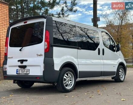 Белый Рено Трафик, объемом двигателя 2 л и пробегом 250 тыс. км за 8700 $, фото 12 на Automoto.ua