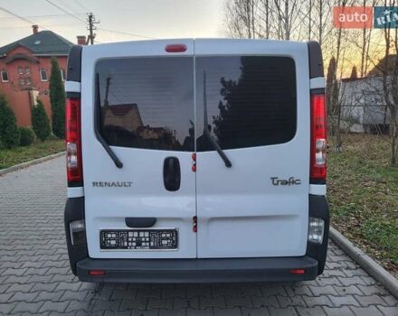 Белый Рено Трафик, объемом двигателя 2 л и пробегом 261 тыс. км за 8999 $, фото 17 на Automoto.ua