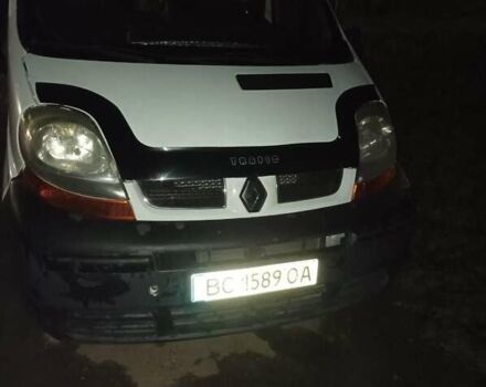 Белый Рено Трафик, объемом двигателя 1.9 л и пробегом 268 тыс. км за 6000 $, фото 2 на Automoto.ua