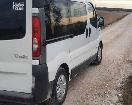 Білий Рено Трафік, об'ємом двигуна 2 л та пробігом 315 тис. км за 8700 $, фото 5 на Automoto.ua